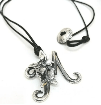 colgante en plata hecho con cera blanda